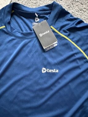 Tesla Shirt NWTs Mens Large Blue Short Sleeve HyperDri Performance